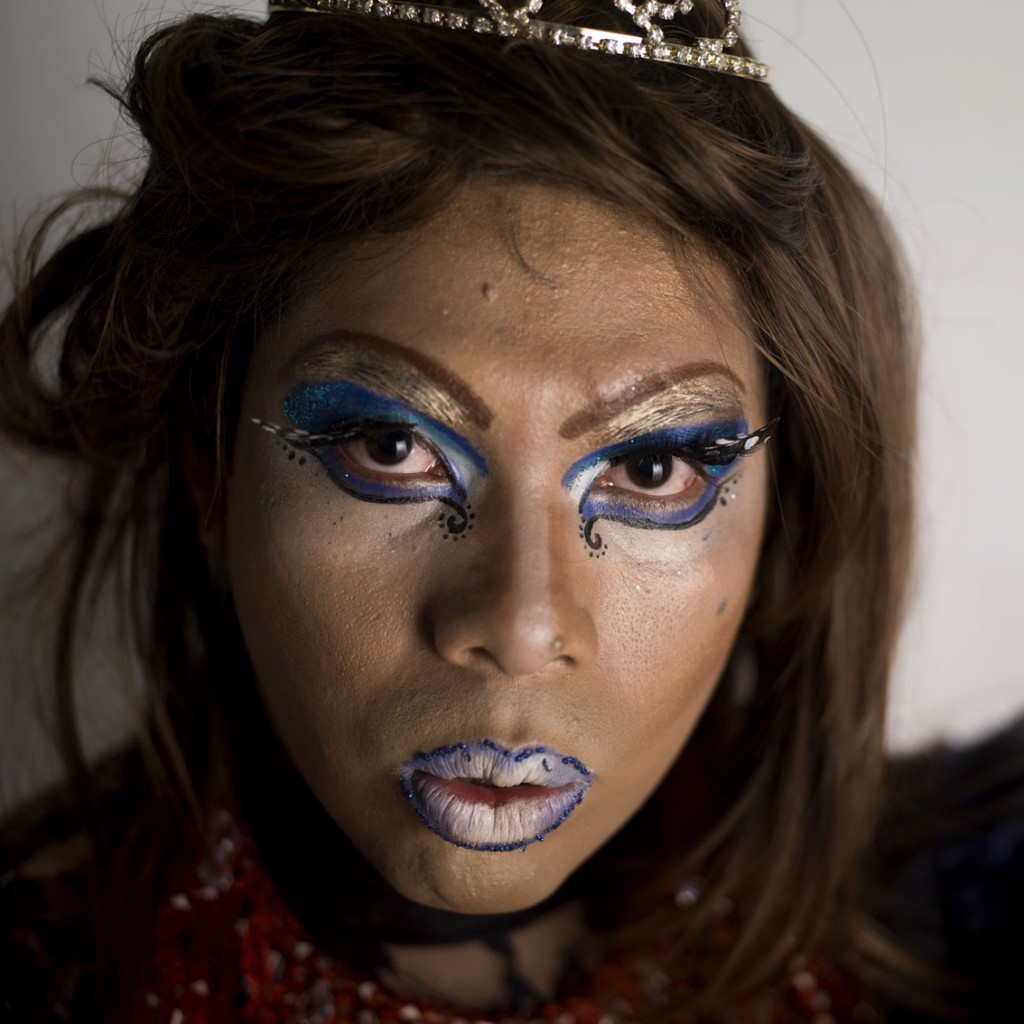 Bolivian drag: Davíd and Dayane Nicole by Martijn Crowe