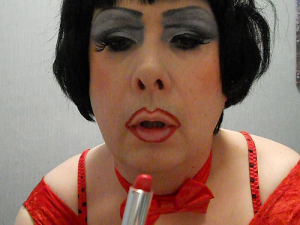 Pic 2 300x225 How to Be a Drag Queen 